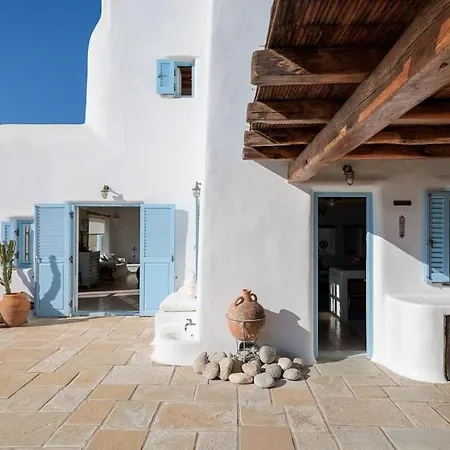 Cozy بانورموس ميكونو